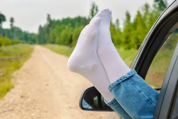 Woman Relaxing Legs Hanging Out Car Window — Stock Photo, Image