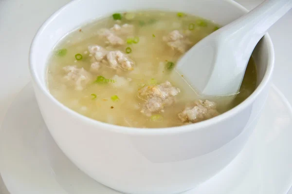 Hervir el arroz con cerdo — Foto de Stock