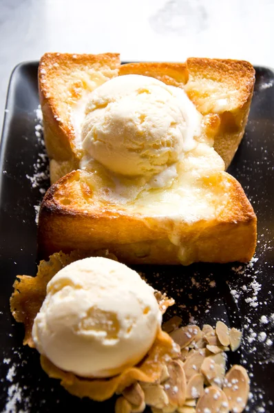Pâine prăjită și înghețată — Fotografie, imagine de stoc