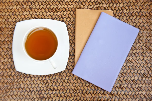 Tea and notebook — Stock Photo, Image