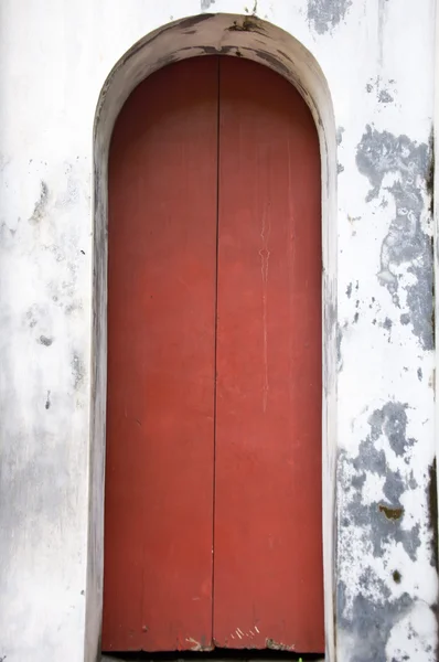 Vieille porte rouge — Photo
