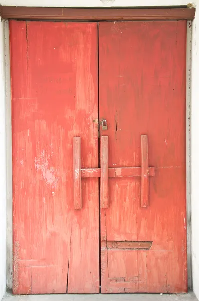 Vieille porte rouge — Photo