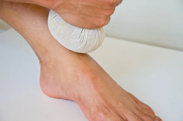 Massagem nos pés — Fotografia de Stock