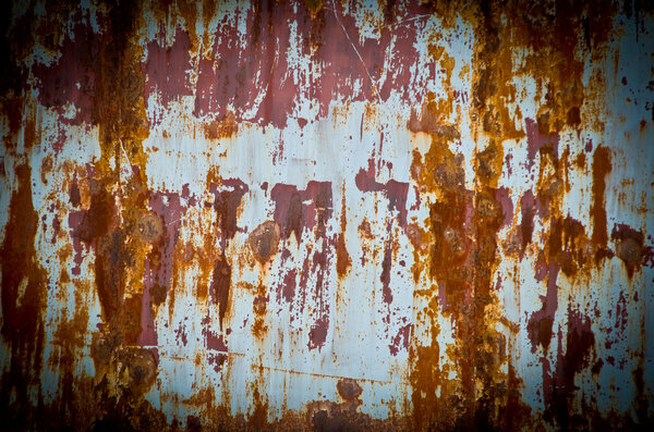 Rusty on steel wall