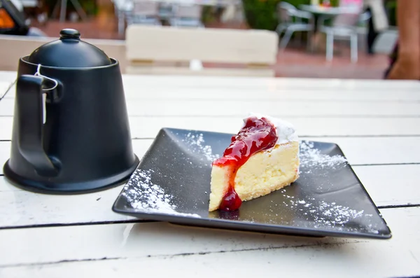 Bolo de morango — Fotografia de Stock