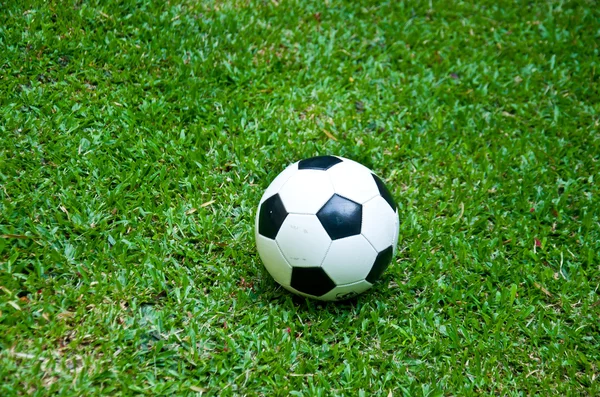 Fútbol blanco y negro — Foto de Stock