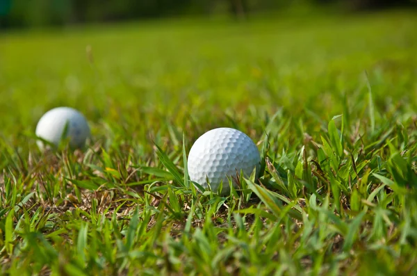 Velha bola de golfe — Fotografia de Stock