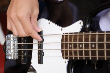 bas gitar için el