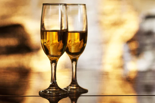 Bokeh background with champagne glasses — Stock Photo, Image