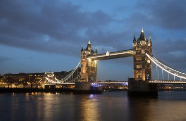İyi geceler, london Tower Köprüsü