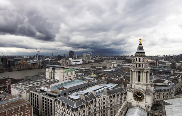 London Visa från st. paul cathedral — Stockfoto