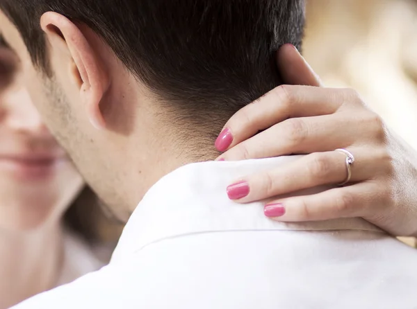 Couple sur le point de s'embrasser — Photo