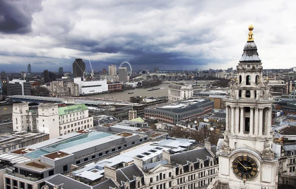 London panorama from St. Paul cathedral — Stock Photo, Image