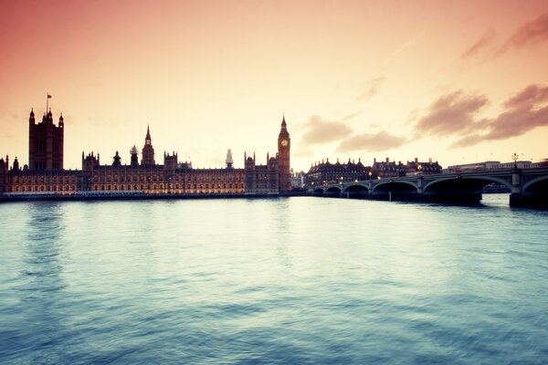 Silhouette of Parliament with Big Ben at sunset, London
