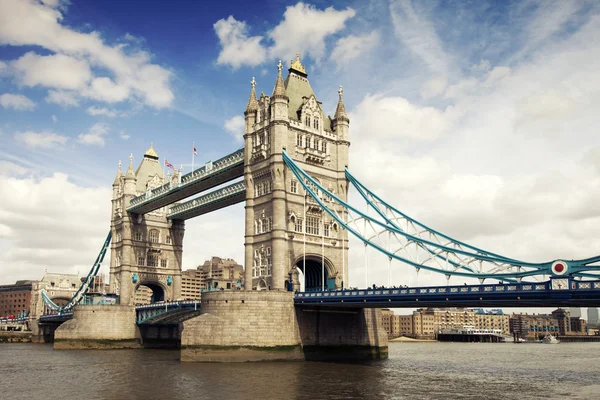 Tower Bridge in London, UK — Stock Photo, Image