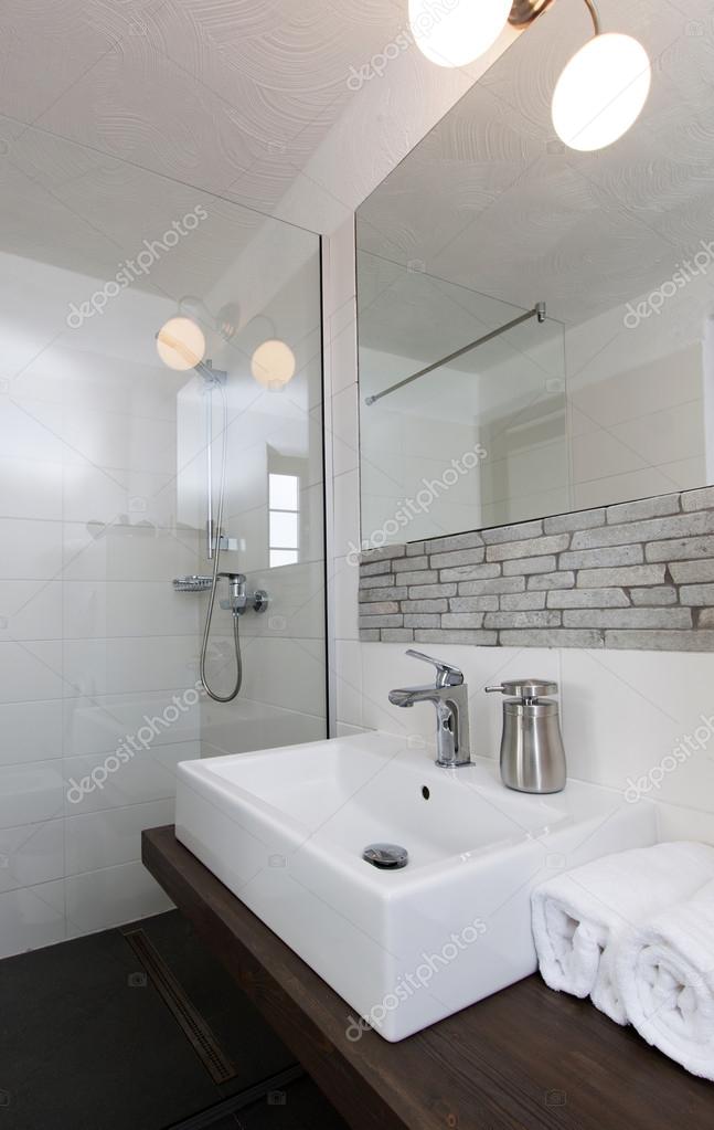 rustieke badkamer — Stockfoto © melis82 #28617515 rustieke badkamer — Stockfoto © melis82 #28617515