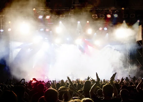 Multitud en concierto — Foto de Stock