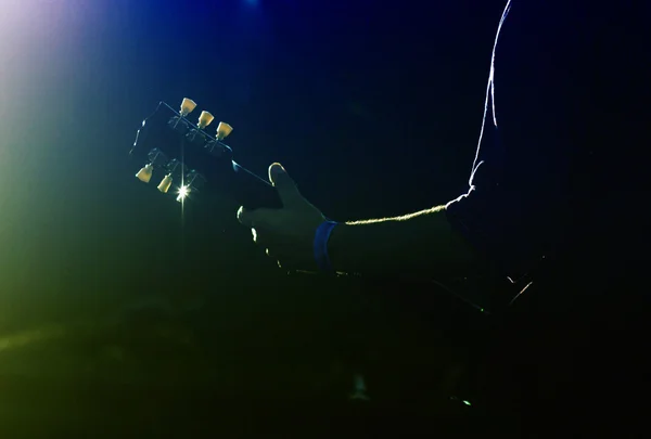 Silueta de guitarrista — Foto de Stock