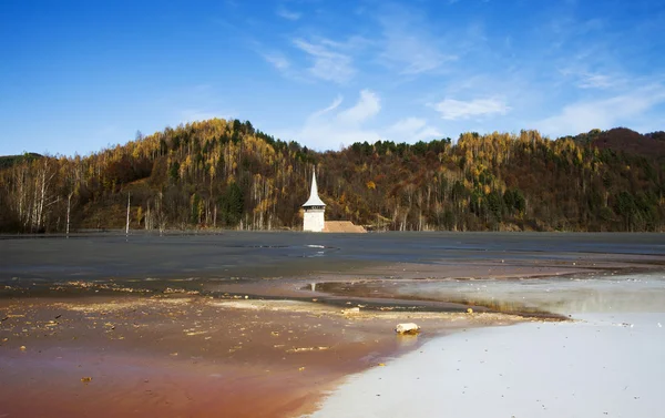 Vody znečištění měděný důl vykořisťování — Stock fotografie