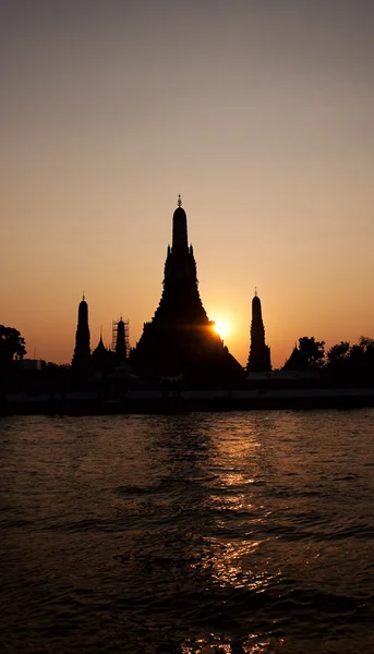 Wat Arun silhouette – stockfoto