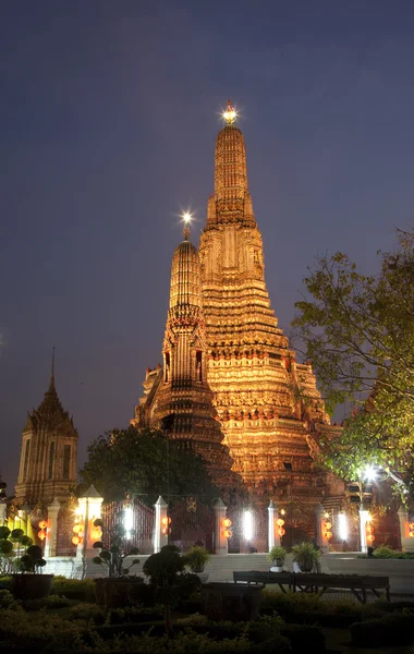 Silueta de Wat Arun —  Fotos de Stock