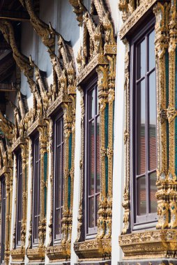 grand palace, Windows