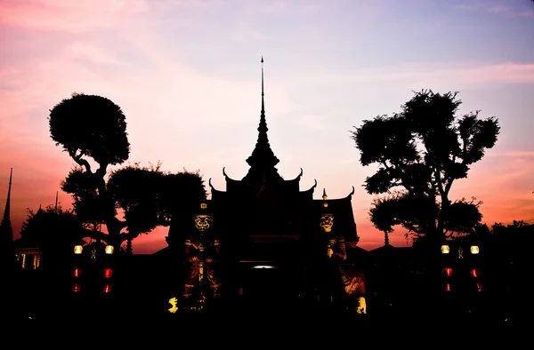 Silhouette of Buddhist temple — Stock Photo, Image