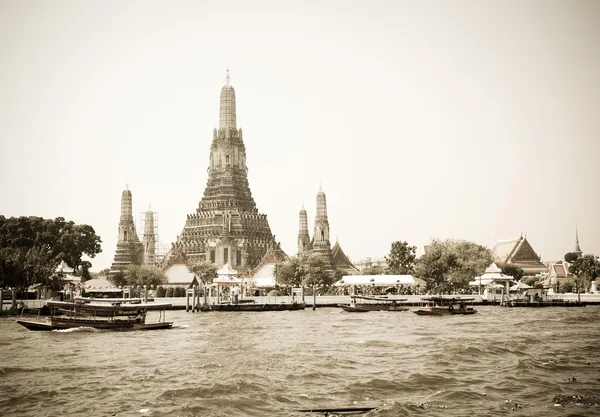 Wat Arun – stockfoto