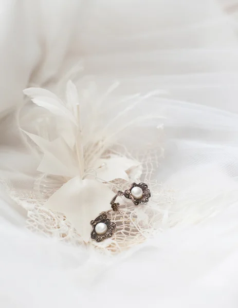 Vintage wedding jewelry — Stock Photo, Image