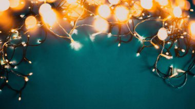 Renkli noel ışıkları tatil arkaplanı