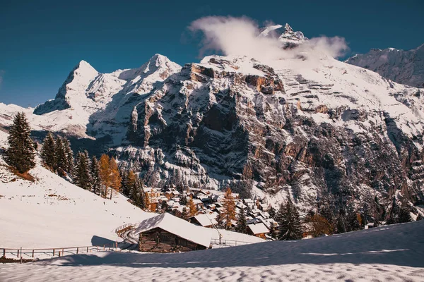 Cennet Gibi Sviçre Köyü Murren Kışın Dağlarda — Stok fotoğraf