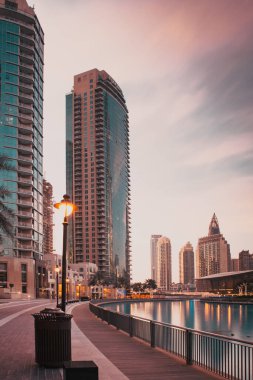 şehir merkezindeki modern gökdelenler