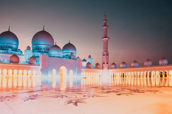 Sheikh Zayed Grand Mosque Dusk Abu Dhabi Uae — Stock Photo, Image