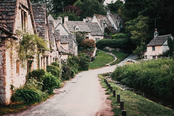 Traditional Cotswold Cottages England Bibury Village Civil Parish Gloucestershire England — Stockfoto