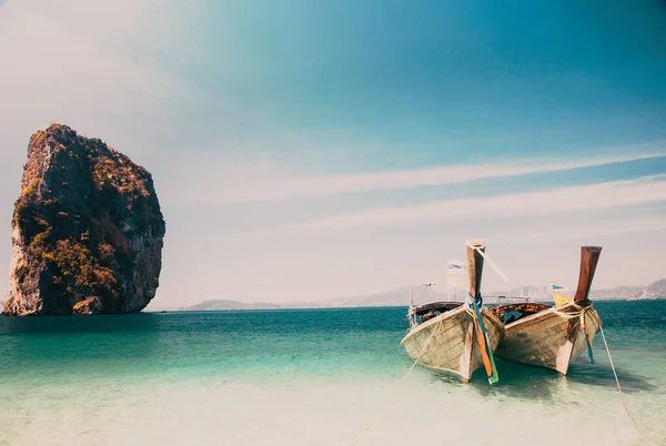 Thailandia Paesaggio Oceanico Esotici Vista Sulla Spiaggia Nave Tradizionale — Foto Stock