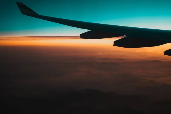 Asas Avião Pôr Sol Conceito Viagem — Fotografia de Stock