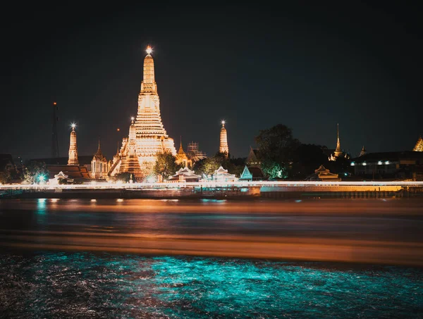 Wat Arun Por Noche Bangkok Tailandia —  Fotos de Stock