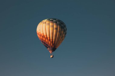 Sıcak hava balonları - özgürlük ve macera konsepti