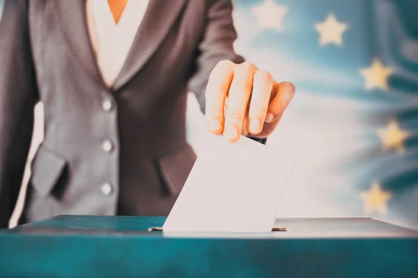 Elecciones Unión Europea Mano Mujer Poniendo Voto Las Urnas Bandera — Foto de Stock