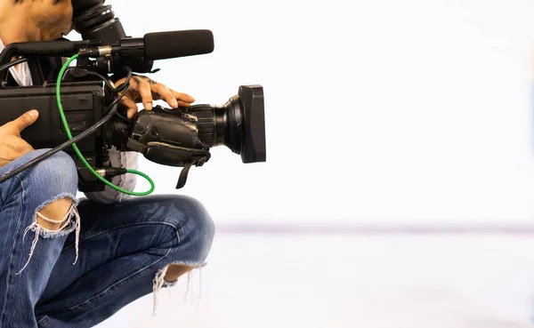 Cameraman Filming Event Focus Camera — Stock Photo, Image