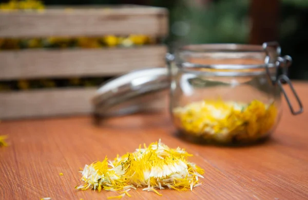 Preparation Dandelion Syrup Honey Fresh Dandelions — Photo