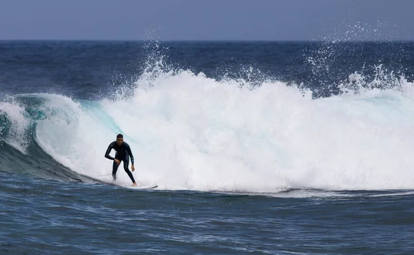 Puerto Santiago Tenerife June 2022 Surfer Riding Waves Tenerife — Foto Stock