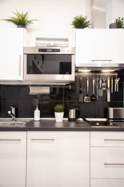 siyah beyaz mutfak modern iç
