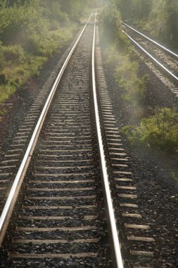 Tren yavaş seyahat kavramını izler