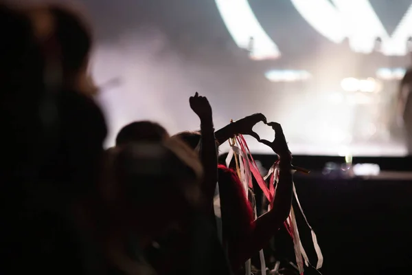 Crowd Partying Stage Lights Live Concert Summer Music Festival — Photo