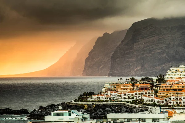 ロサンゼルスの素晴らしい夕日テネリフェ島 — ストック写真