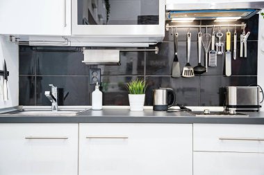 siyah beyaz mutfak modern iç