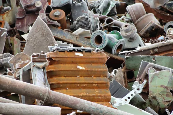 Chatarra Metal Recoge Para Reutilización Los Productos Desecho Reciclan Durante —  Fotos de Stock