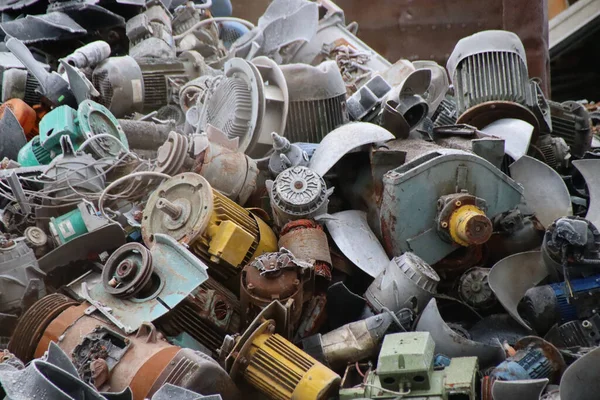 Metal Scrap Collected Reuse Waste Products Recycled Recycling Waste Recycling — Stock Photo, Image