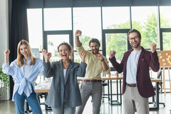 Excited Multiethnic Business People Showing Yes Gesture Looking Camera Office — Stock Photo, Image